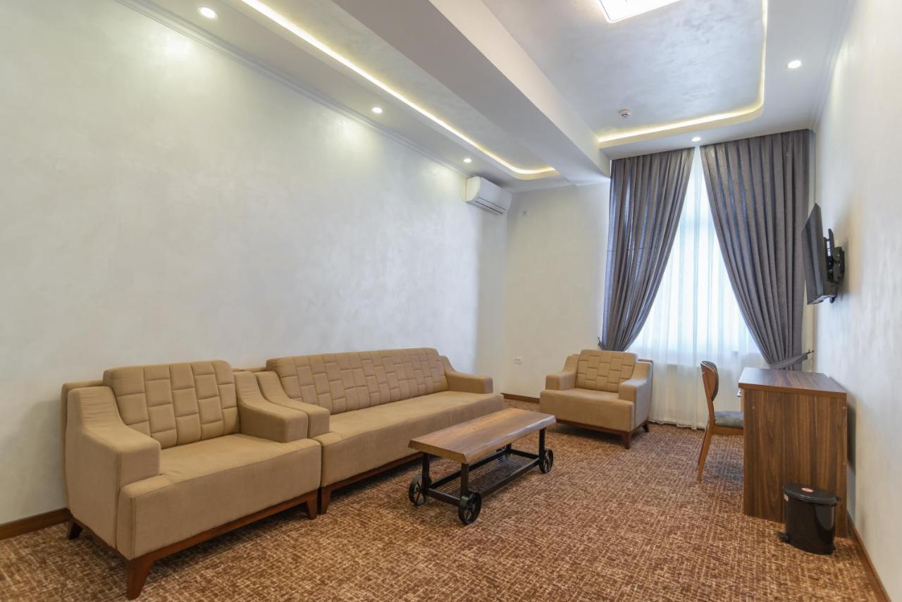 Rayyan Hotel & Spa Tasken Kültér fotó