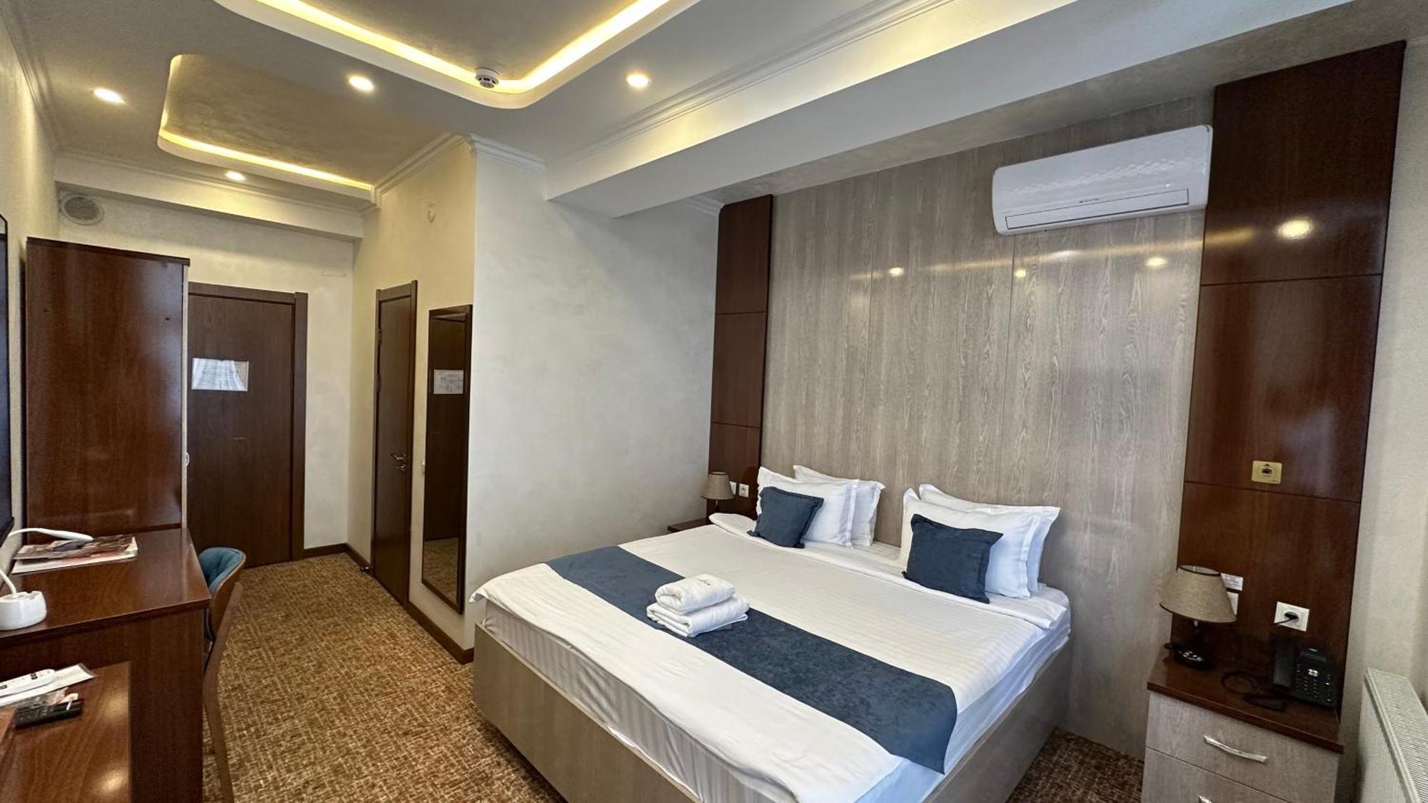 Rayyan Hotel & Spa Tasken Kültér fotó
