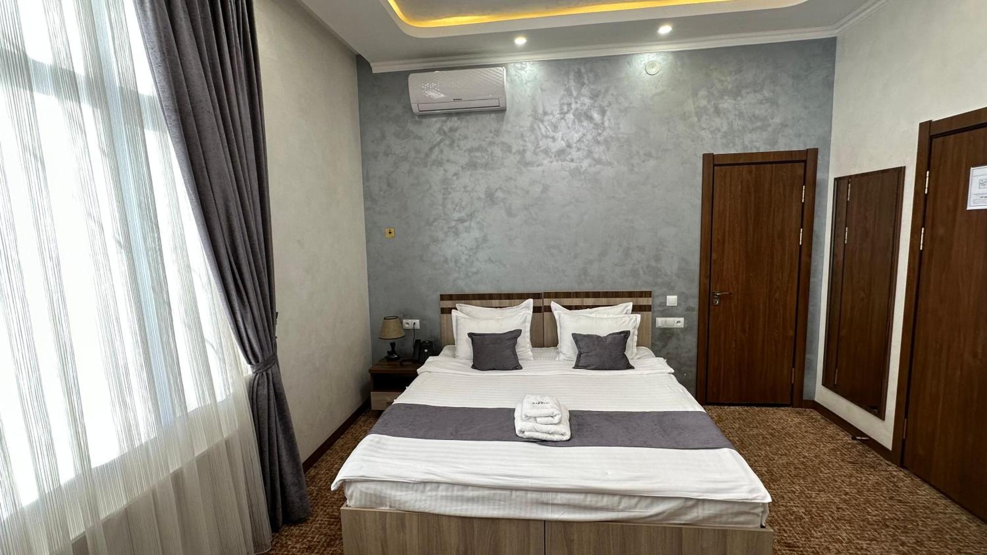 Rayyan Hotel & Spa Tasken Kültér fotó