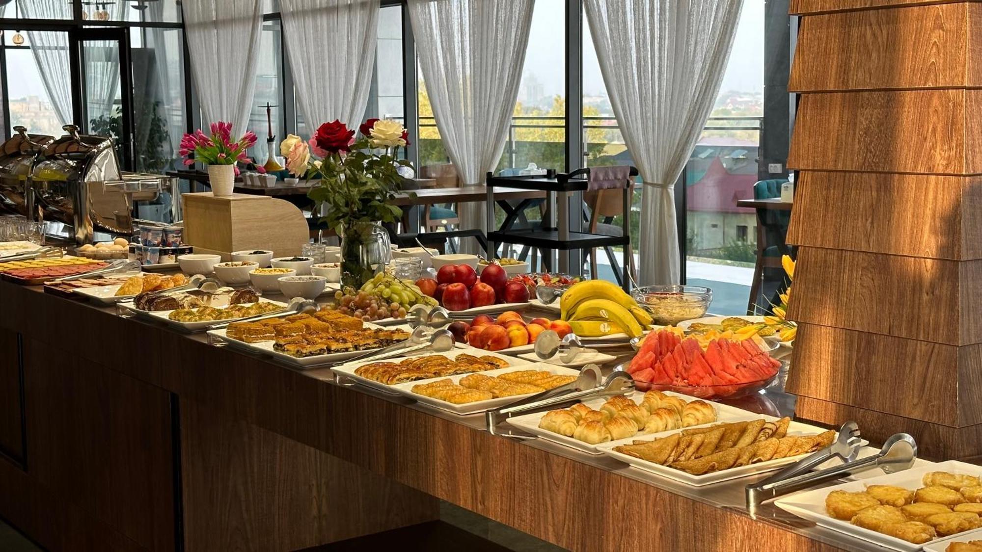Rayyan Hotel & Spa Tasken Kültér fotó